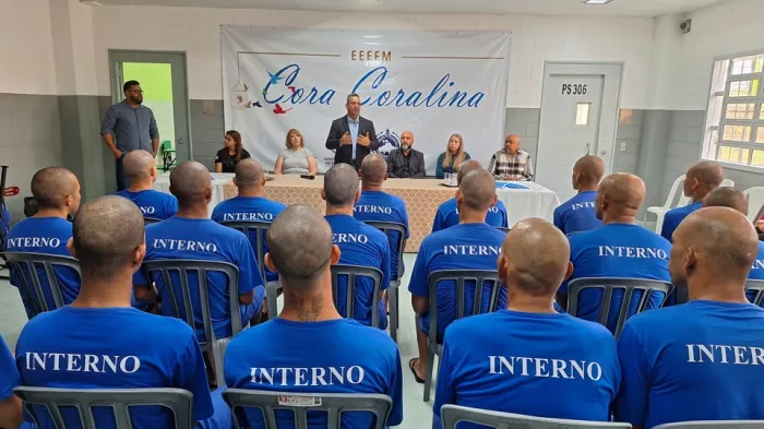 Sejus e Sedu inauguram salas de aula em unidade de regime provisório