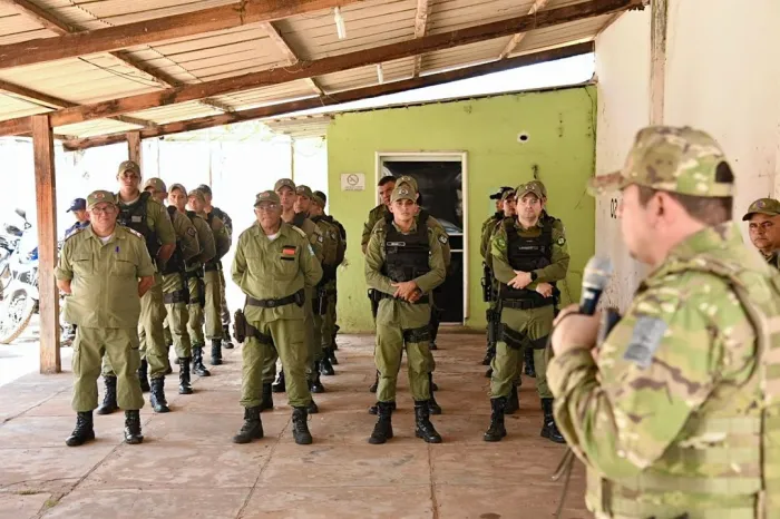 Para reforçar operações, Polícia Militar realiza a entrega de motocicletas na cidade de Luzilândia