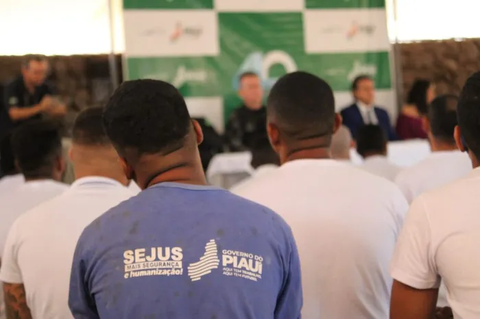 Reeducandos da Major César concluem curso de construção civil