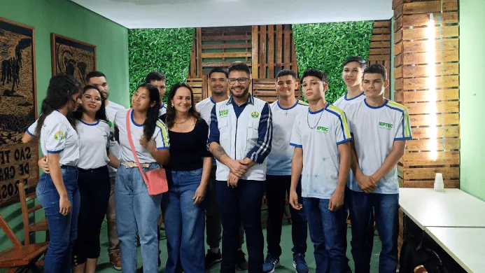 Estudantes do Ieptec levaram informações de utilidade pública à Expoacre Juruá