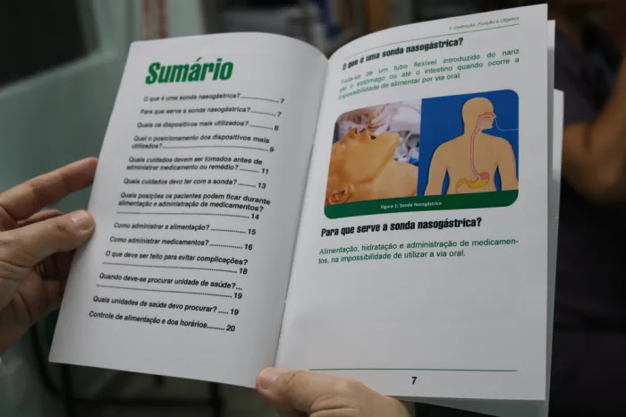 FCecon lança manual de cuidados para pacientes que usam sondas de alimentação