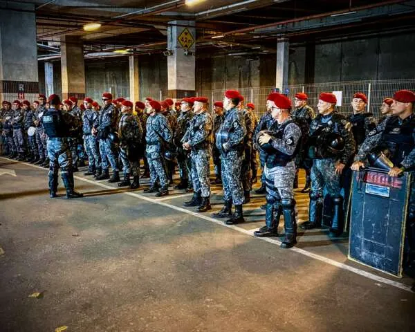 Operação Estádio Seguro prende quatro pessoas com mandados de prisão em aberto na Arena Castelão