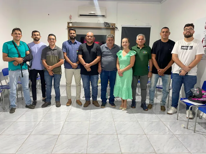 - As ações ocorreram por meio de dois encontros e contaram com a presença de representantes municipais e produtores rurais das regiões (Foto: Divulgação)