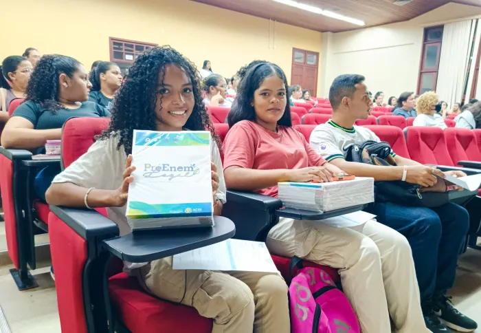 Pré-Enem Legal promove aulão para comunidade e ex-alunos da rede estadual