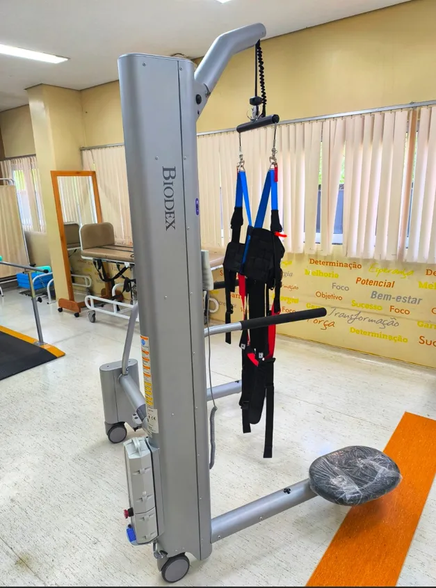 O equipamento custou R$ 259 mil e conta com um sistema facilitador para pacientes ortopédicos, neurológicos e com amputação