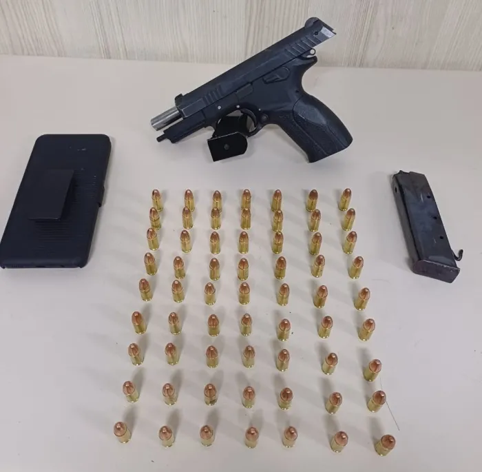 Polícia Militar apreende arma de fogo e munições em Vila Velha