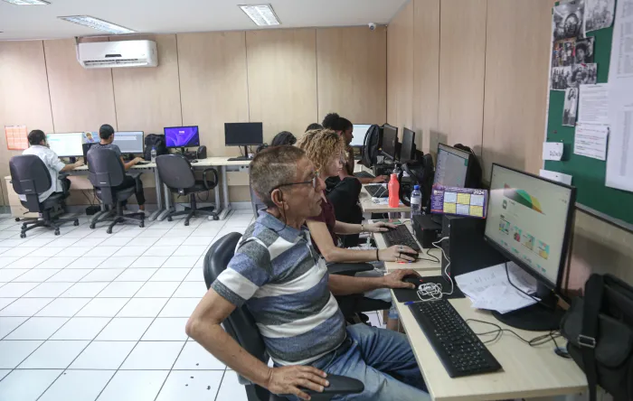 - Redação da Rádio Timbira (Foto: Handson Chagas)