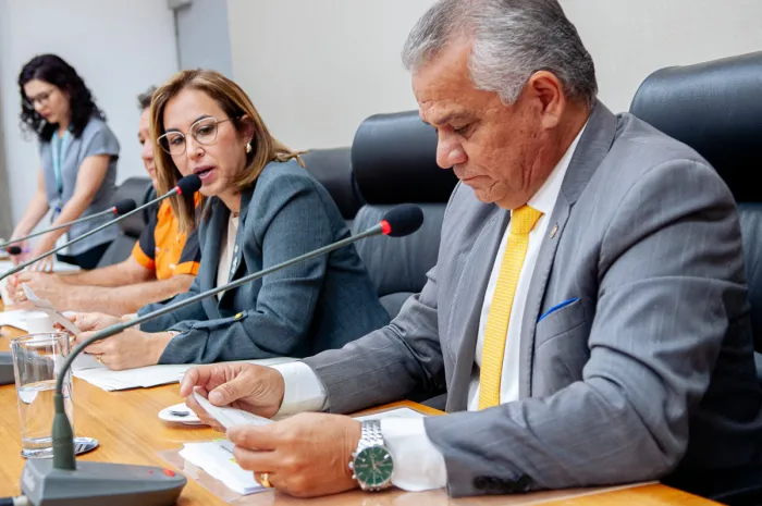CAS aprova mudanças em processo de realização de concursos públicos