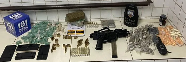 6ºBPM APREENDE DROGAS E ARMA DE FOGO NA SERRA