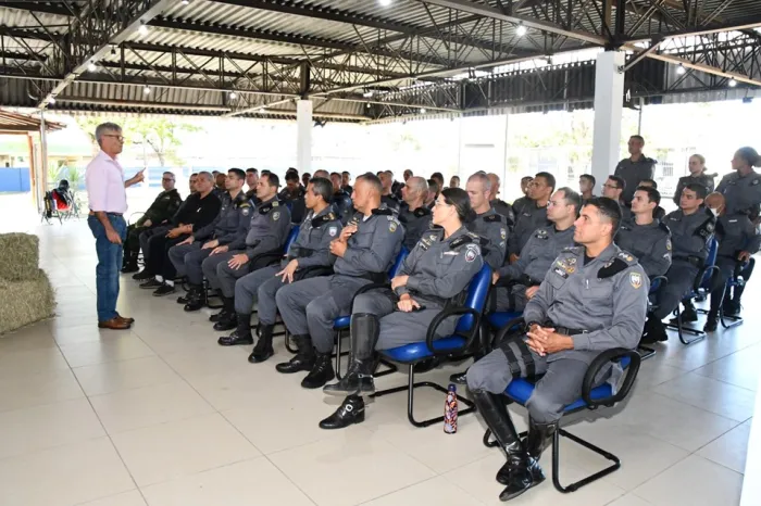 Cavalaria inicia curso de Tropa Montada