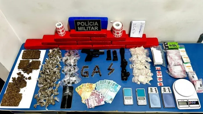 Polícia Militar do 13º BPM realiza grande apreensão de arma e drogas nesta quarta (21)