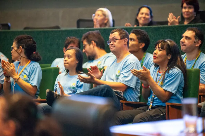 Câmara Legislativa presta homenagem aos 60 anos da APAE-DF