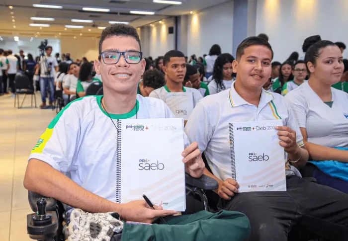 Seduc realiza nova revisão Pré-Saeb para estudantes da 2ª série do Ensino Médio