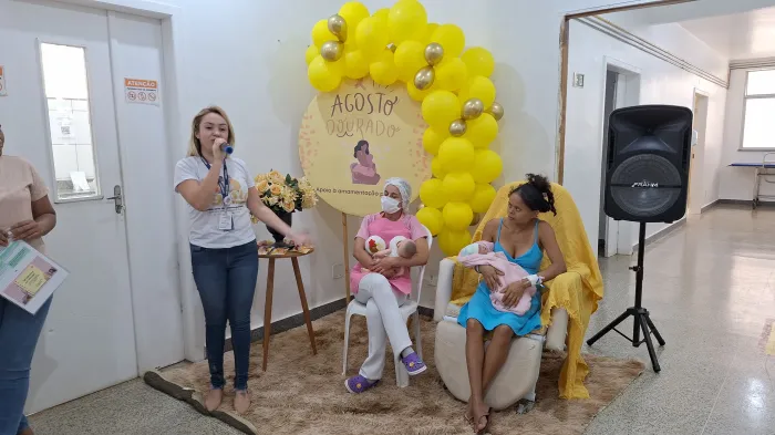- As ações são alusivas à campanha Agosto Dourado, que envolvem palestra sobre a importância do aleitamento materno (Foto: Hugo Campos)