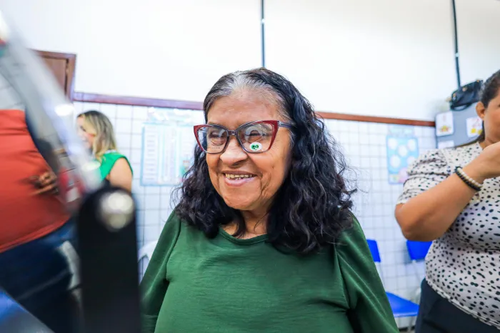- Programa Cuidar dos Olhos – Cirurgias e óculos, do Governo do Estado, beneficia população com óculos de grau (Foto: Wellington Silva)