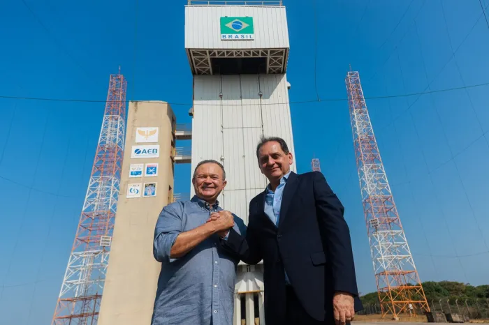 Governador Carlos Brandão e ministro Reynaldo Soares da Fonseca, do STJ, visitam Centro de Lançamento de Alcântara