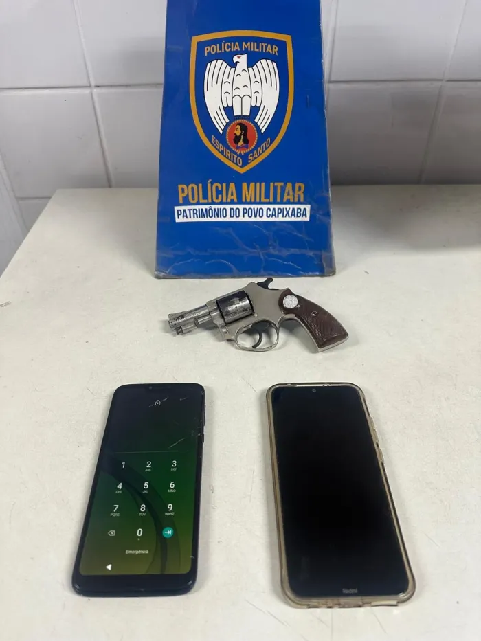 PM recupera veículo tomado em assalto e detém suspeitos na Serra