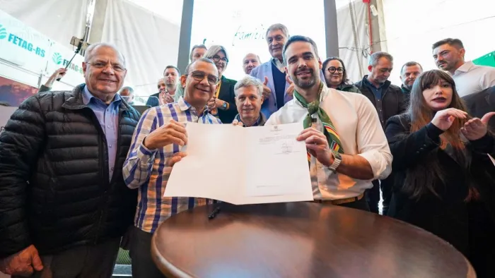 Solenidade ocorreu no evento de inauguração oficial do Pavilhão da Agricultura Familiar da Expointer -Foto: Maurício Tonetto/Secom