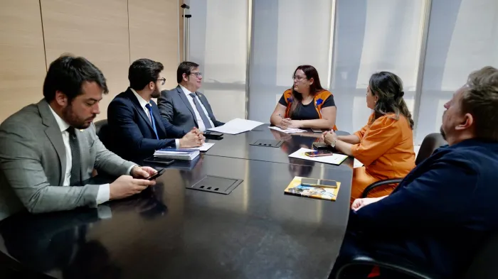 Governo do Acre reforça, em Brasília, pedido de apoio para enfrentar crise hídrica e incêndios na Secretaria Nacional de Proteção e Defesa Civil