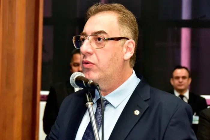 Neno Razuk é o presidente da Comissão de Acompanhamento da Execução Orçamentária