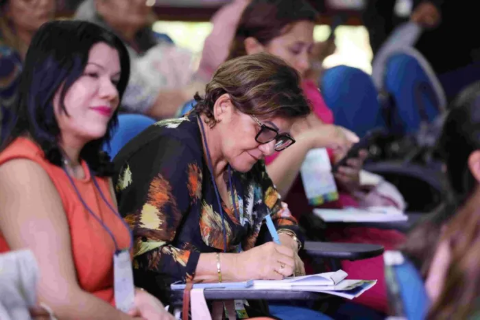 Debates em torno do ‘Amazonas + Alfabetizado’ reúne articuladores regionais e representantes do MEC