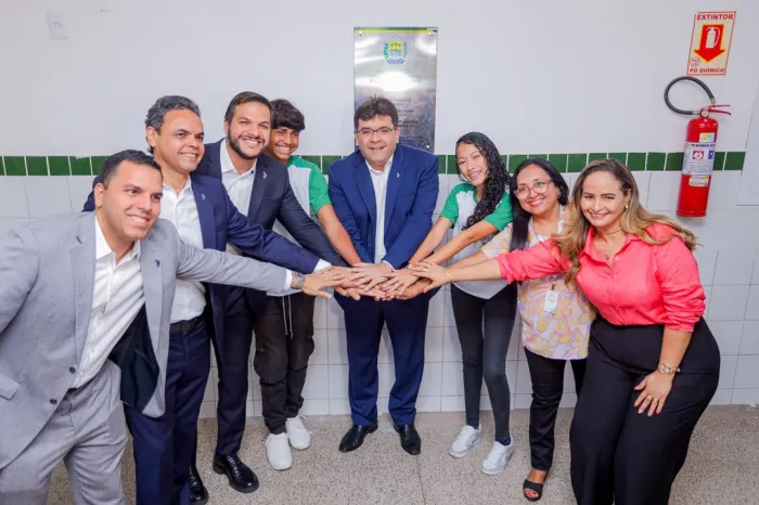 Governo do Piauí investiu R$ 2,8 milhões na reforma e ampliação de duas escolas da zona norte de Teresina