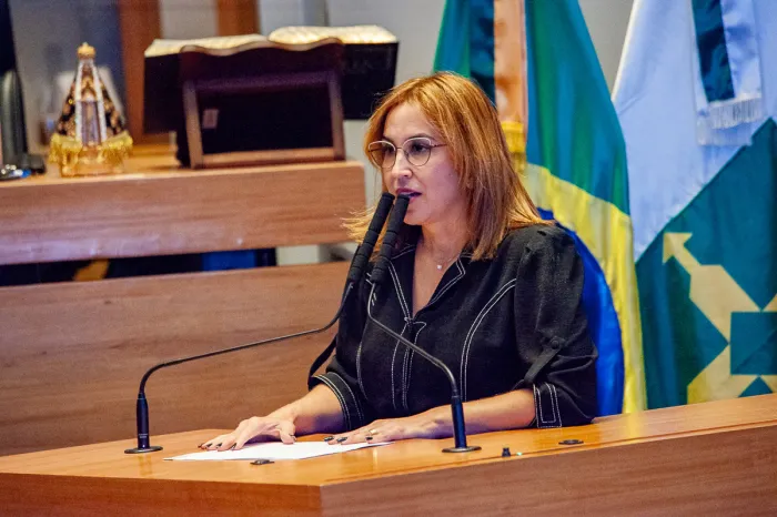 Dayse Amarilio pede mesa de negociação com enfermeiros: “Governo tem de entender o que fazemos”