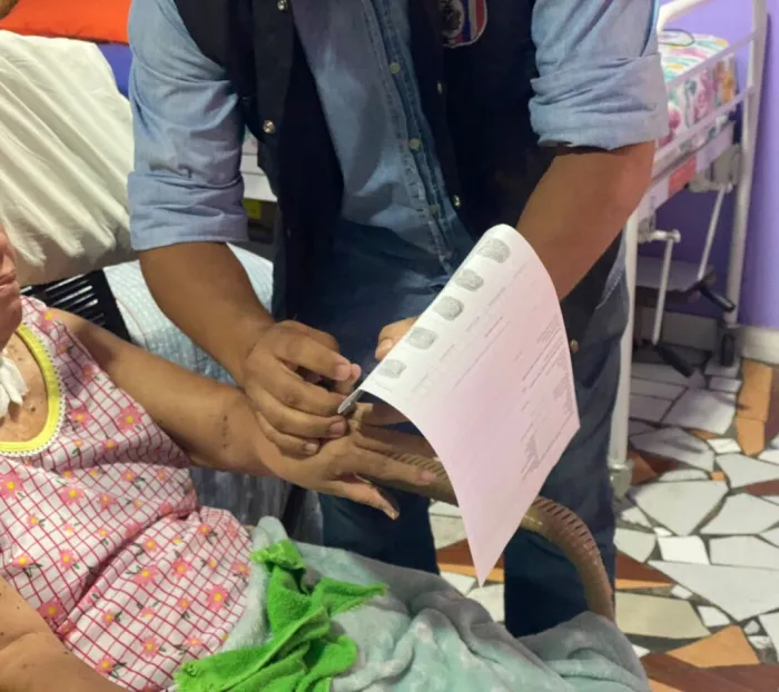 SSP-AM realiza atendimento domiciliar para nova Carteira de Identidade