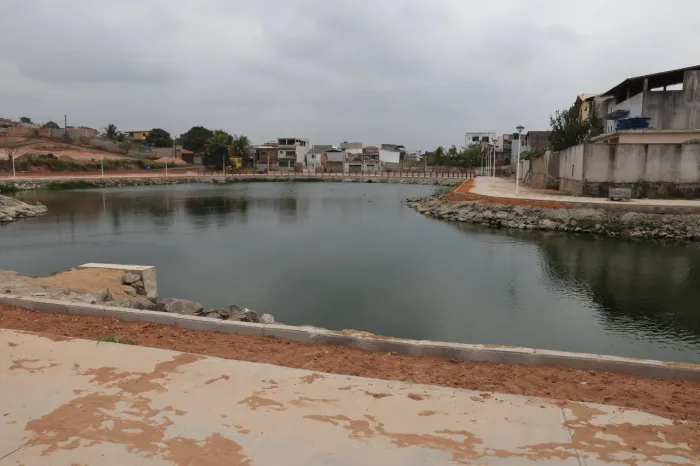 Governador visita obras e anuncia novos investimentos em Marataízes
