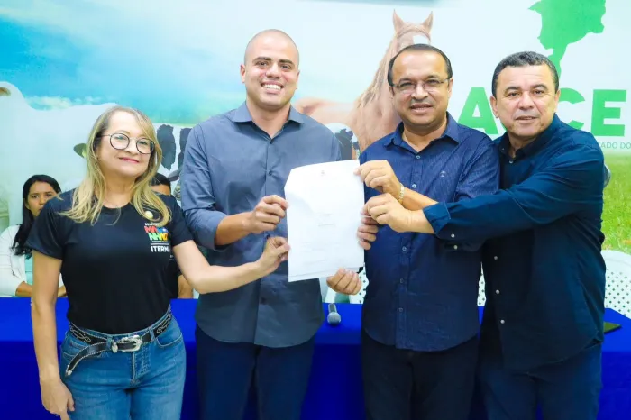 - O presidente do Iterma, Anderson Ferreira, assinou um Termo de Adesão com a prefeitura de Paço do Lumiar (Foto: Divulgação)