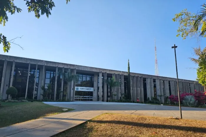 Assembleia Legislativa criou comissão para acompanhar negociações entre as categorias de policiais e peritos e o Governo do Estado 