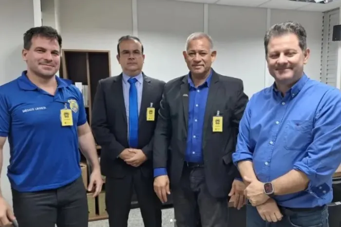 Lideranças do SINPOF conquistam apoio do Deputado Renato Câmara (à direita) na luta pela realização de concurso público à categoria.