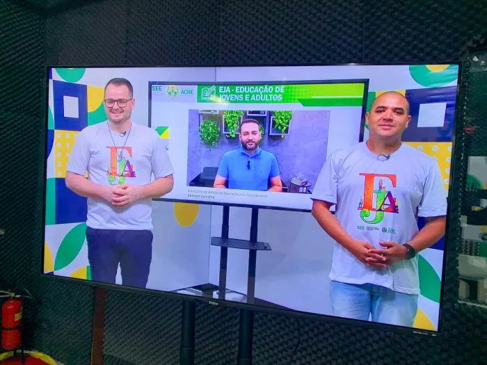 Educação abre consulta pública da nova política de EJA no Acre