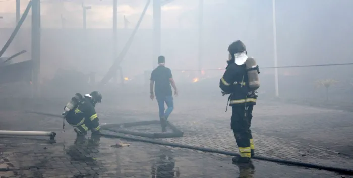 Prefeitura mobiliza equipes para atuar em dois incêndios nesta sexta-feira