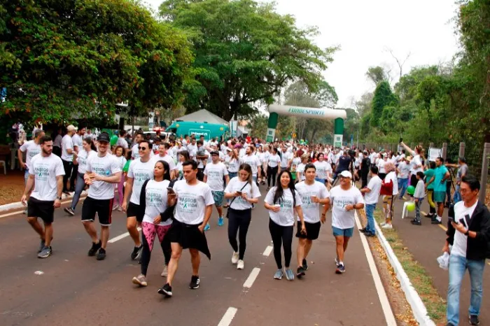 Com apoio da Assembleia Legislativa, 1ª Caminhada Passos pela Vida, realizada neste domingo, contou com a participação de centenas de pessoas 
