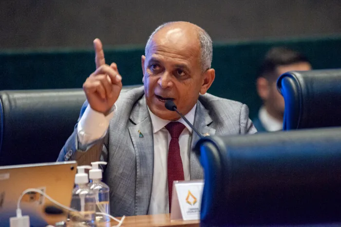 Deputado Pepa apresenta projeto de lei para enfrentamento das queimadas no DF