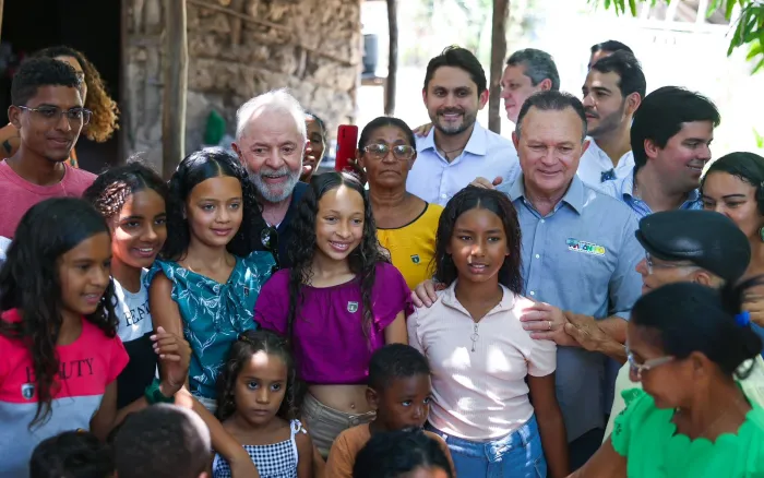 - Presidente Lula e governador Brandão na comunidade quilombola Mamuna, em Alcântara. (Foto: Gilson Teixeira)
