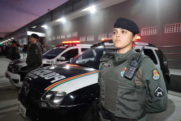 Caucaia recebe o reforço de 200 novos soldados da Polícia Militar