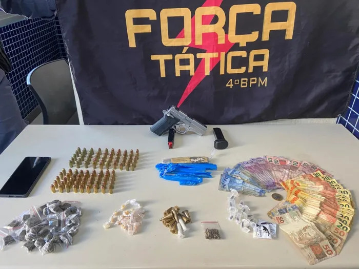 Força Tática do 4º BPM apreende armas e drogas em Vila Velha