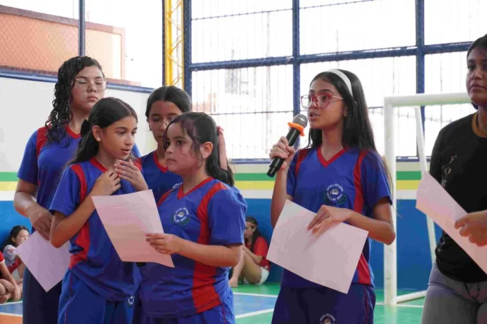 Escolas da rede pública participam de “Dia D da Semana de Escuta das Adolescências”