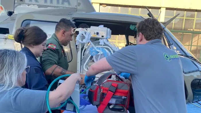 Operação aérea da PMSC e Samu salva recém-nascido em estado grave