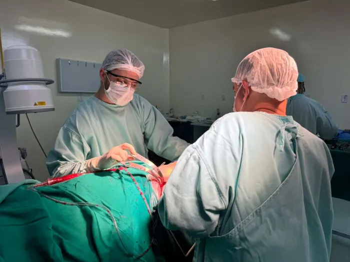 Hospital São Miguel de Joaçaba realiza primeira cirurgia de alta complexidade em ortopedia pelo SUS 
