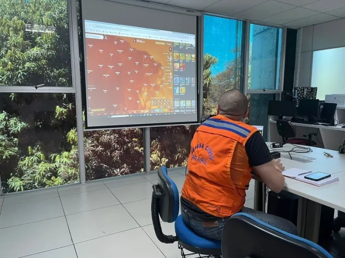 Secretaria da Saúde do Piauí alerta sobre riscos à saúde por conta da baixa umidade relativa do ar