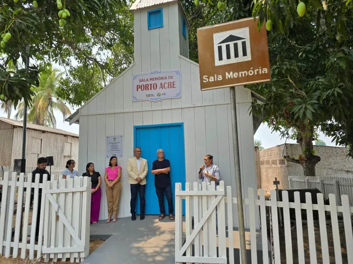 Fundação de Cultura Elias Mansour entrega revitalização da Sala Memória em Porto Acre