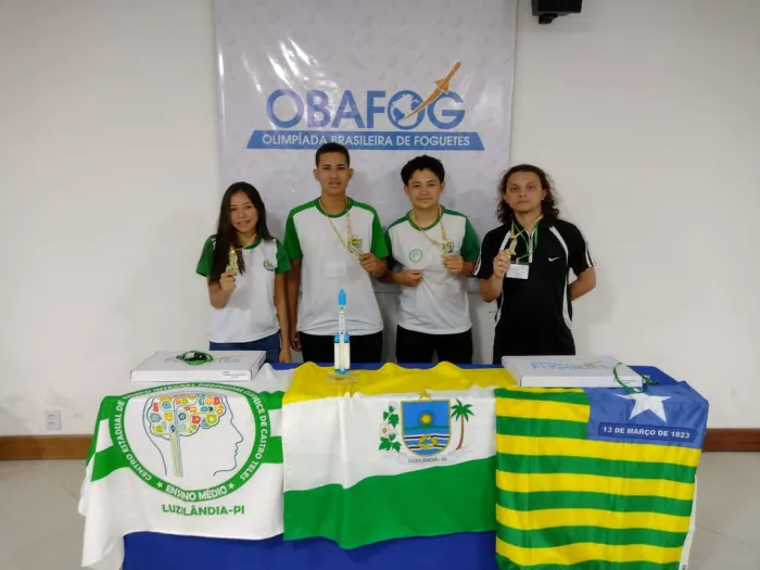 Estudantes da rede estadual de Luzilândia conquistam ouro na Jornada de Foguetes no Rio de Janeiro
