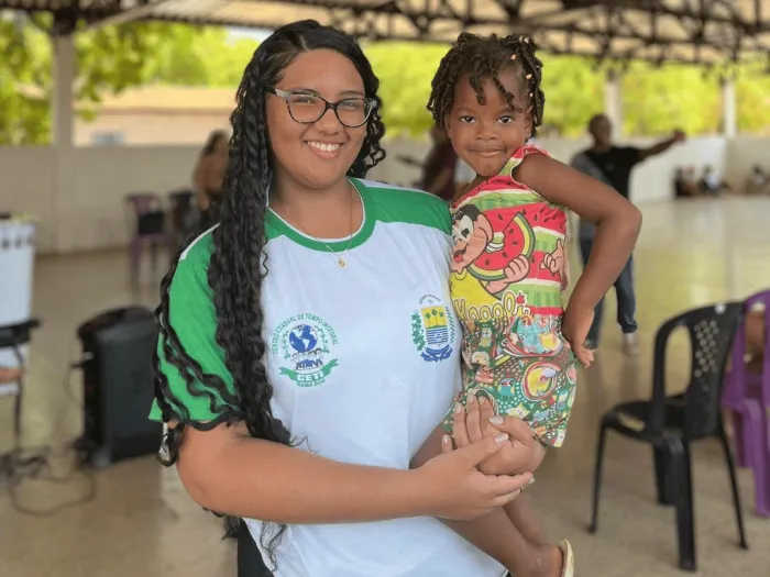 Estudantes de escola pública de Altos vivenciam a cultura quilombola no Mimbó