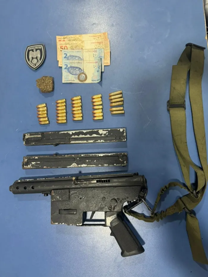 PM apreende arma em São Mateus