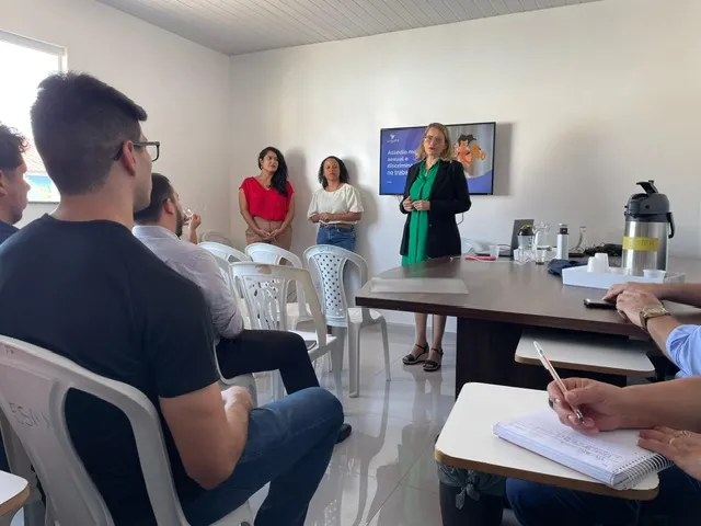 - A iniciativa é a primeira de um processo de formação continuada que será realizada com os servidores (Foto: Divulgação)