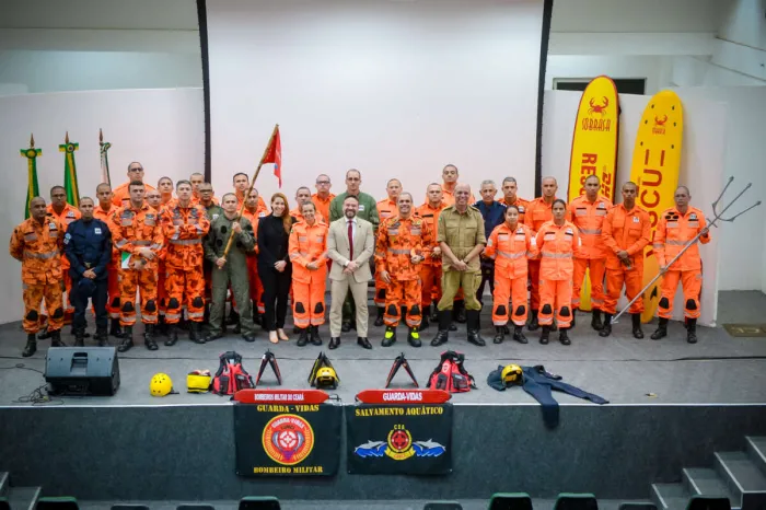 Aesp/CE e CBMCE iniciam Curso de Salvamento Aquático para Profissionais de Segurança Pública
