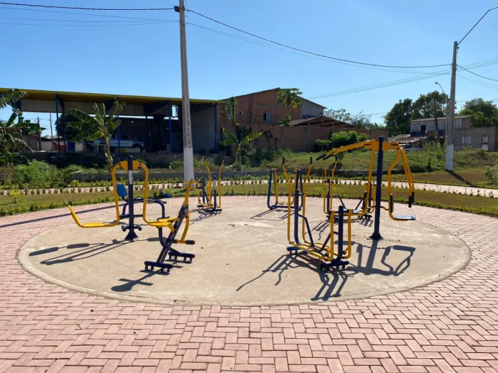 Cidade: Playground instalado no Parque Ambiental Vavazão agrada crianças e adultos